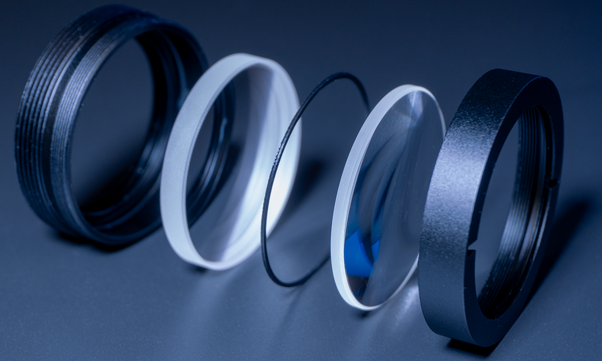 Birefringent crystal optical component